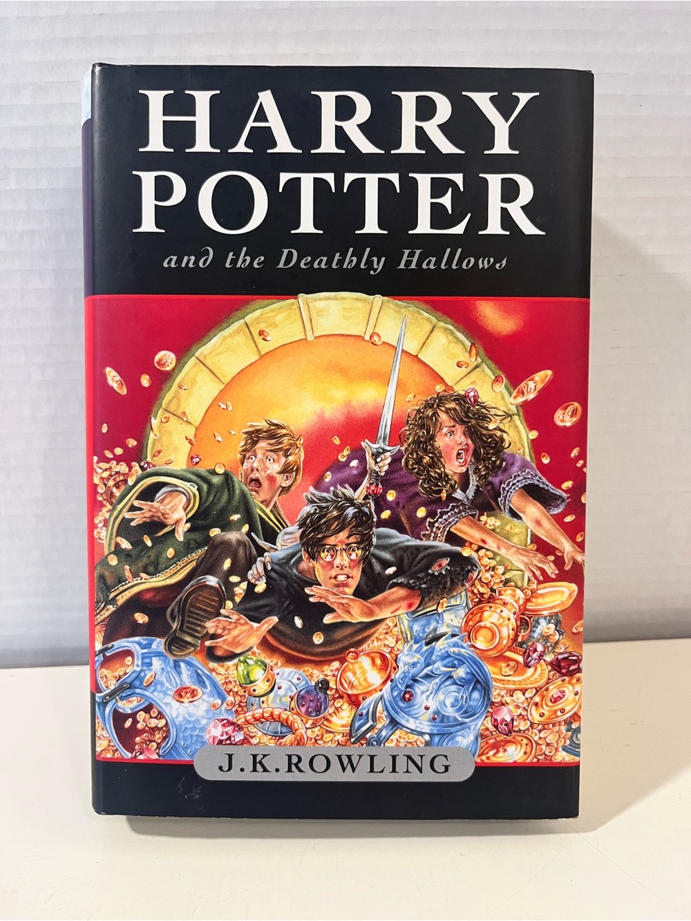 Harry Potter and the Deathly Hallows J.K. Rowling Hardcover 2007